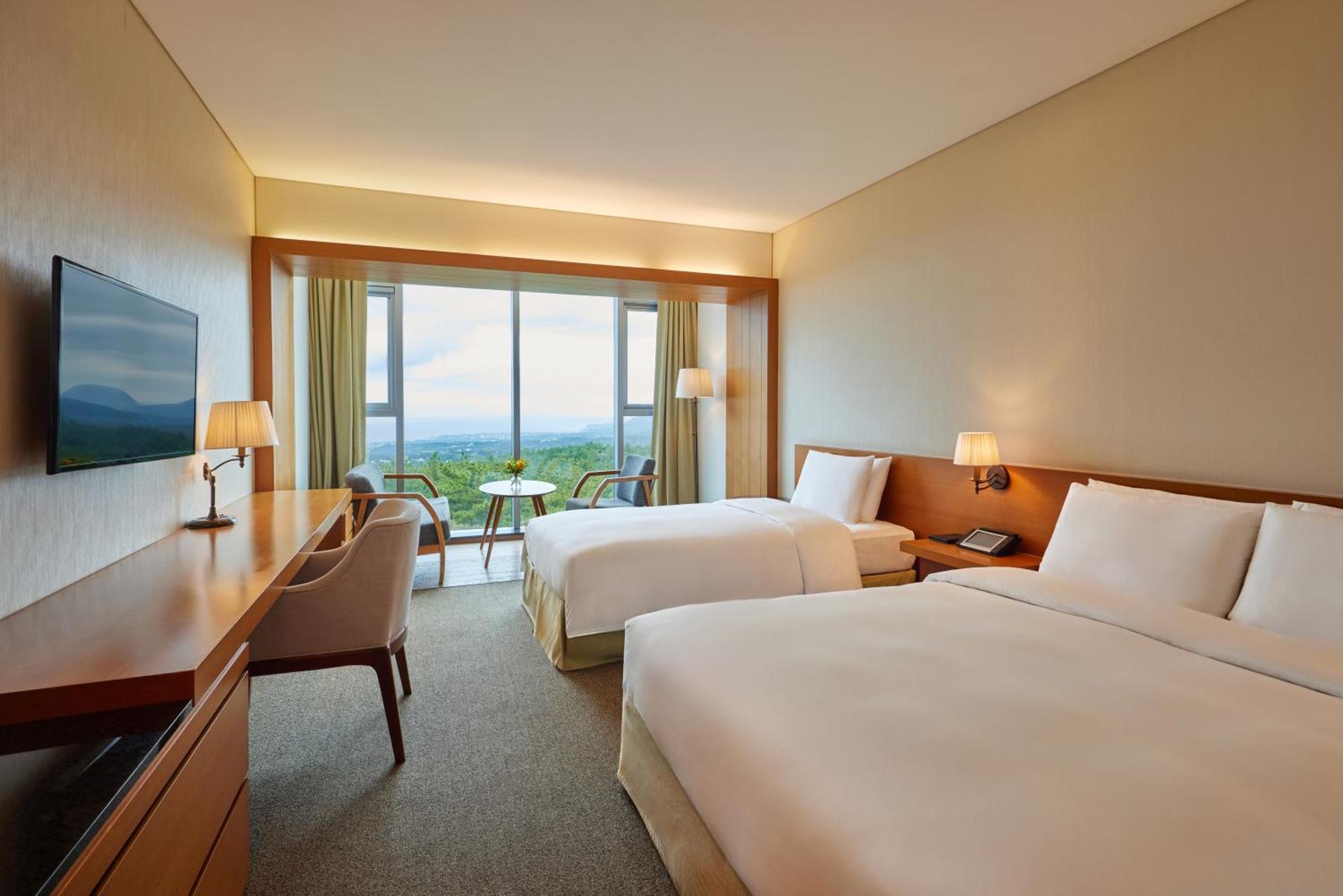 WE Hotel Jeju Seogwipo-stad Buitenkant foto