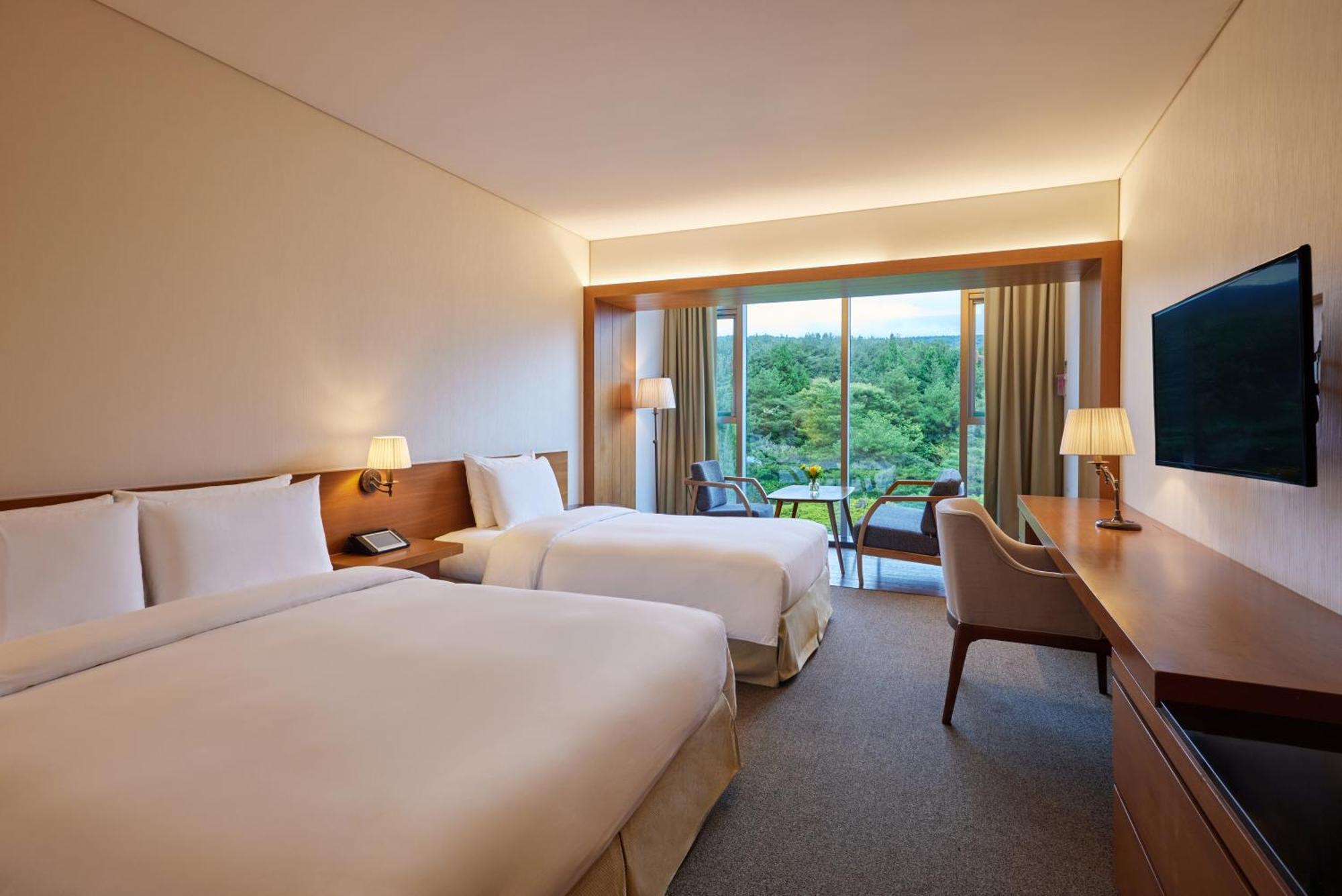 WE Hotel Jeju Seogwipo-stad Buitenkant foto